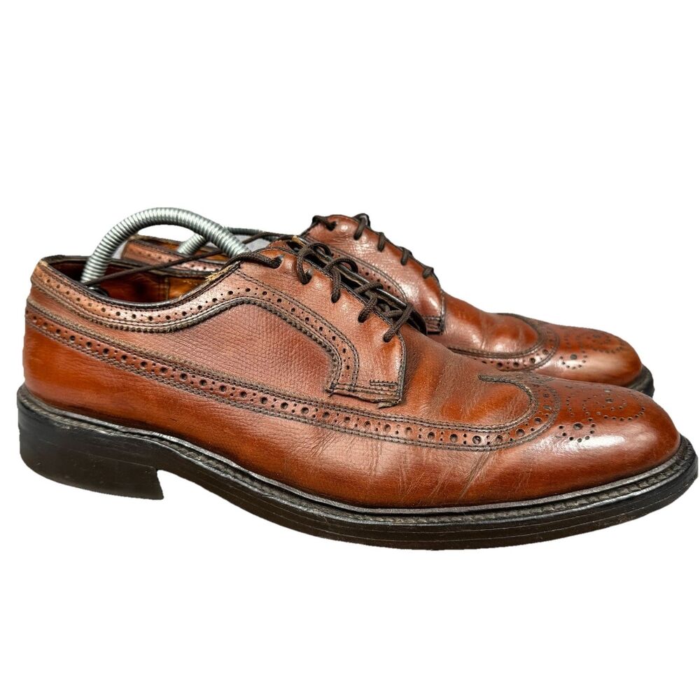 Vintage American Gentleman Dress Shoes Men's 10.5 B Leather Wingtip Oxfords - Picture 11 of 11